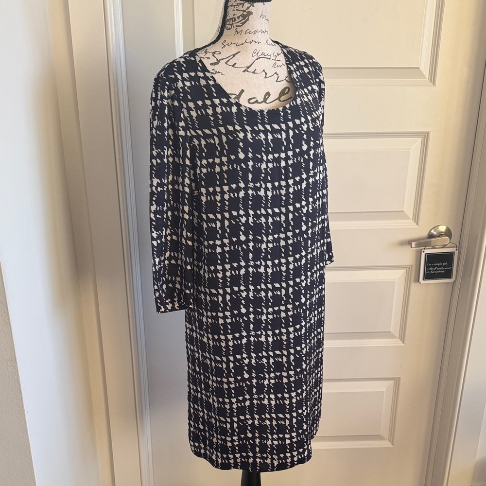 Daisy Fuentes Black and White Long Sleeve Dress